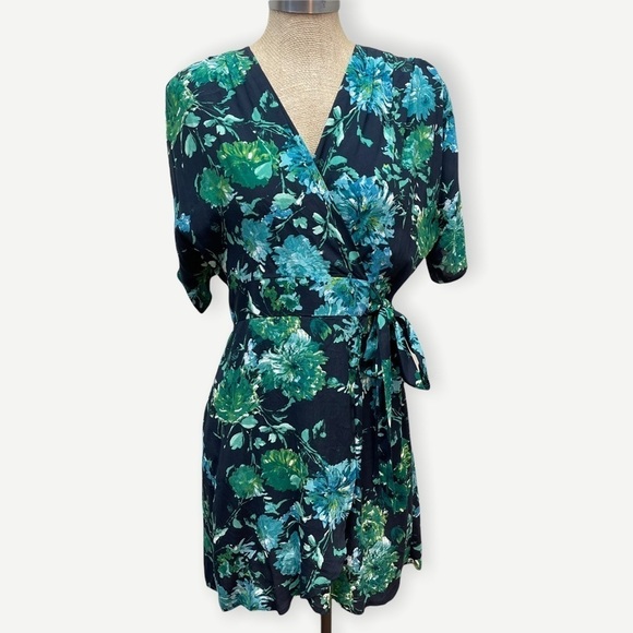 CLOSET. London floral wrap dress‎ 4 - Picture 1 of 5